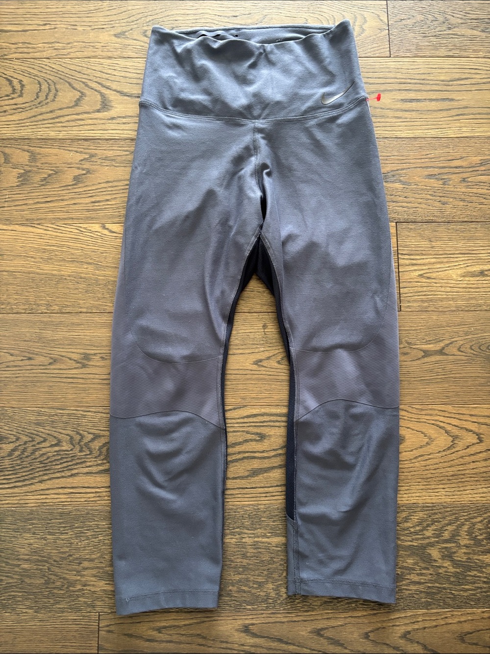Nike Dri Fit Women Gray Cropped Athletic Performance Leggings Training Small